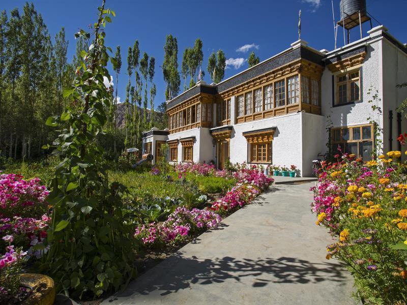 Отель Shaolin Ladakh Лех Экстерьер фото