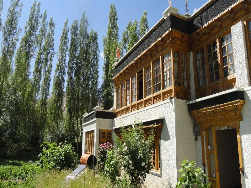 Отель Shaolin Ladakh Лех Экстерьер фото